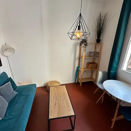 Mignon Petit Joliette Terrasse 2min Metro