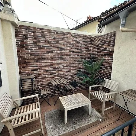 Mignon Petit Joliette Terrasse 2min Metro Apartment *